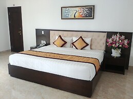 Thai Hoa Riverside Hotel