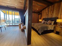 Top Cloud Villa