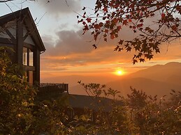 Top Cloud Villa