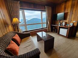 Top Cloud Villa