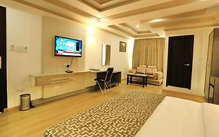 Crown Plaza Residency