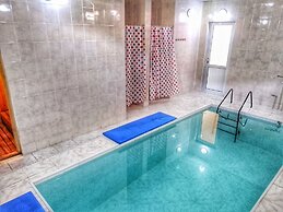 F Garden Hotel