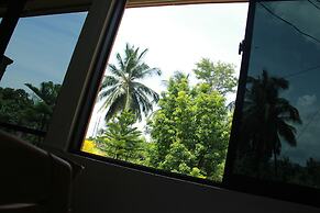 Anura Guest Inn