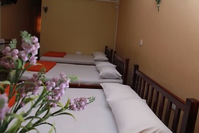 Anura Guest Inn