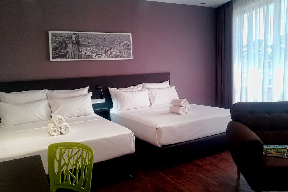 The Loft Plaza Hotel