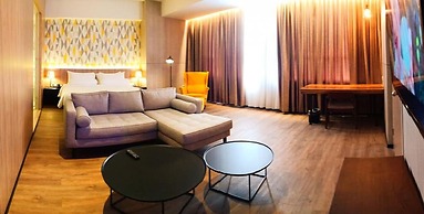The Zuri Palembang