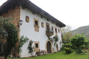 Casona De Treviño