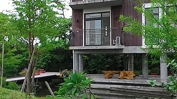Missy House