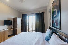 Home River Villa