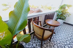Home River Villa