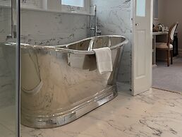 Bathen House Boutique Hotel