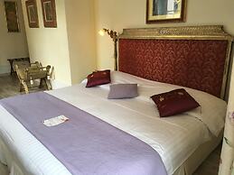 Hôtel La Roseraie