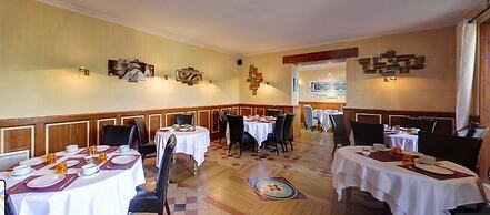 Hôtel La Roseraie