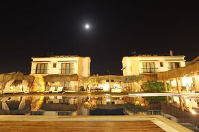 Albeon Hotel
