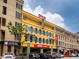 Super OYO 326 Tc Hotel