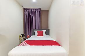 Super OYO 326 Tc Hotel