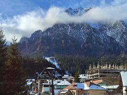 Iri Busteni Hotel