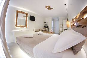 Villa Elina Suites And More