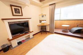 Theday Inn