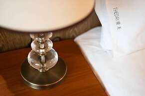 Theday Inn