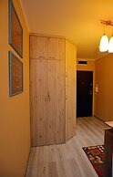 Golden Sun Apartments- Polanki