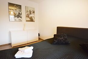 Golden Sun Apartments- Polanki