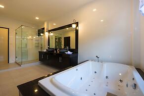 Grand Villa Luxury Holidays Phuket