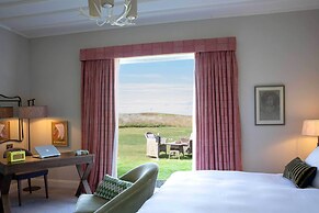 Another Place, The Machrie
