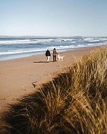 Another Place, The Machrie