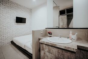 D'Paragon Pogung B