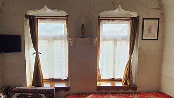 Karadut Cave Hotel