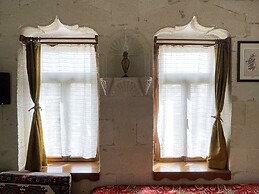 Karadut Cave Hotel