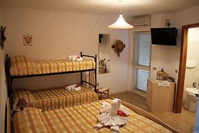 HOTEL L’ANCORA***