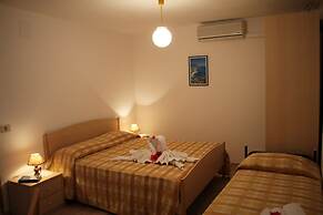 HOTEL L’ANCORA***