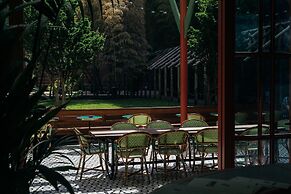 Stamba Hotel