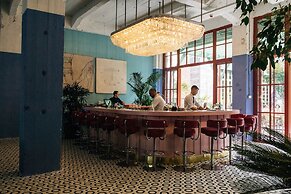 Stamba Hotel