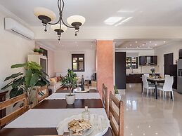 Villa Fanouris