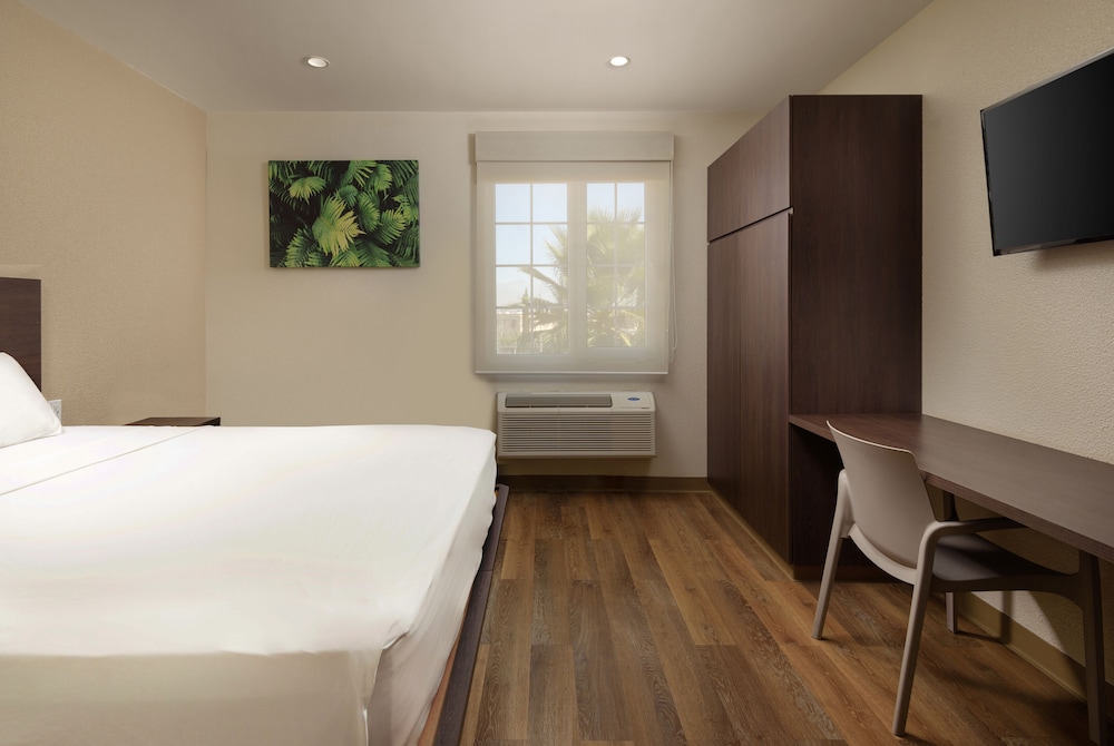 Extended Suites Saltillo Galerías