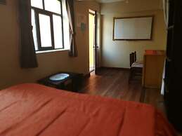 Colors House Hostel