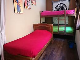 Colors House Hostel