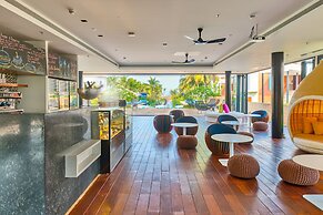 Azaya Beach Resort