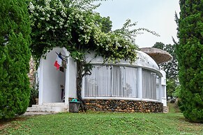 Swiss Valley Hip Resort