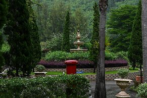 Swiss Valley Hip Resort