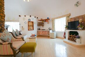 Swiss Valley Hip Resort