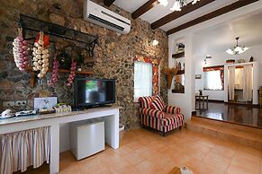 Swiss Valley Hip Resort