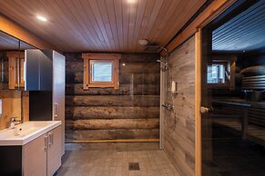 Wilderness Hotel Inari & Igloos
