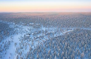 Wilderness Hotel Muotka & Igloos