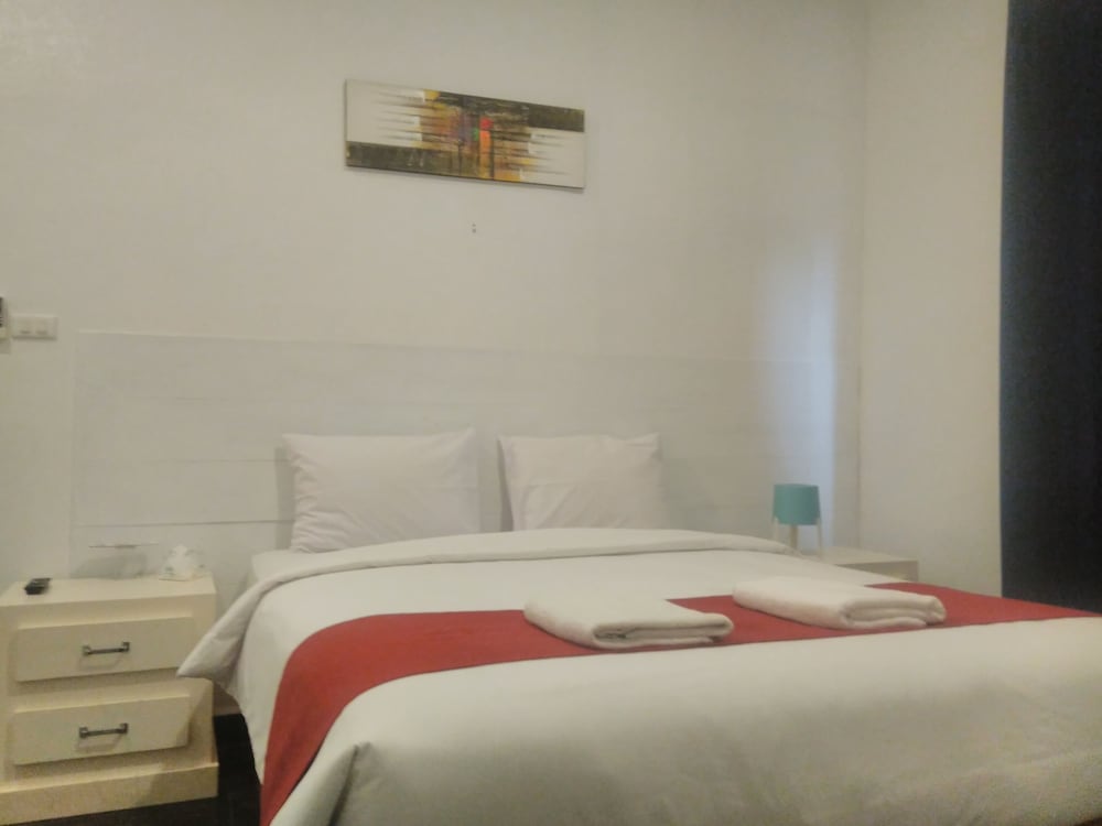 Hadrah Hotel