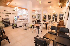 Hadrah Hotel