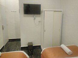 Hadrah Hotel